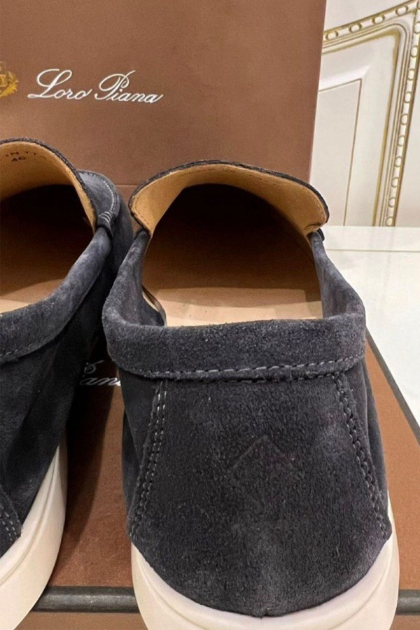 Мужские замшевые лоферы Loro Piana Summer Walk