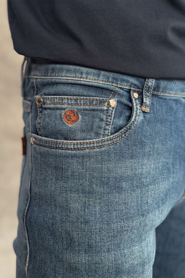 Мужские джинсы светло-синего цвета Loro Piana regular fit