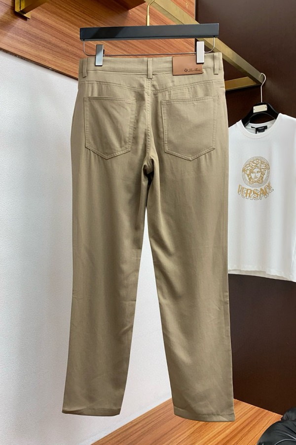 Джинсы бежевого цвета Loro Piana Premium