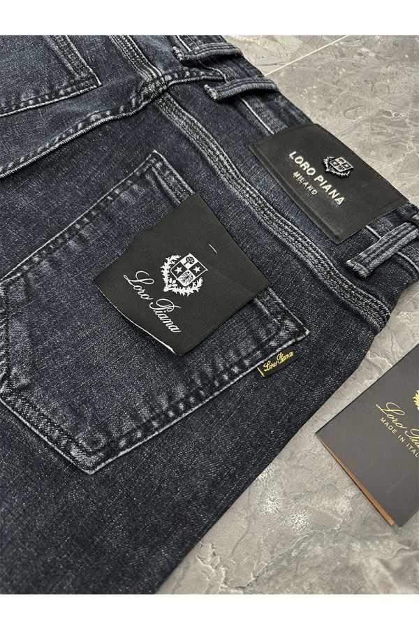 Джинсы тёмно-синего цвета Loro Piana regular fit