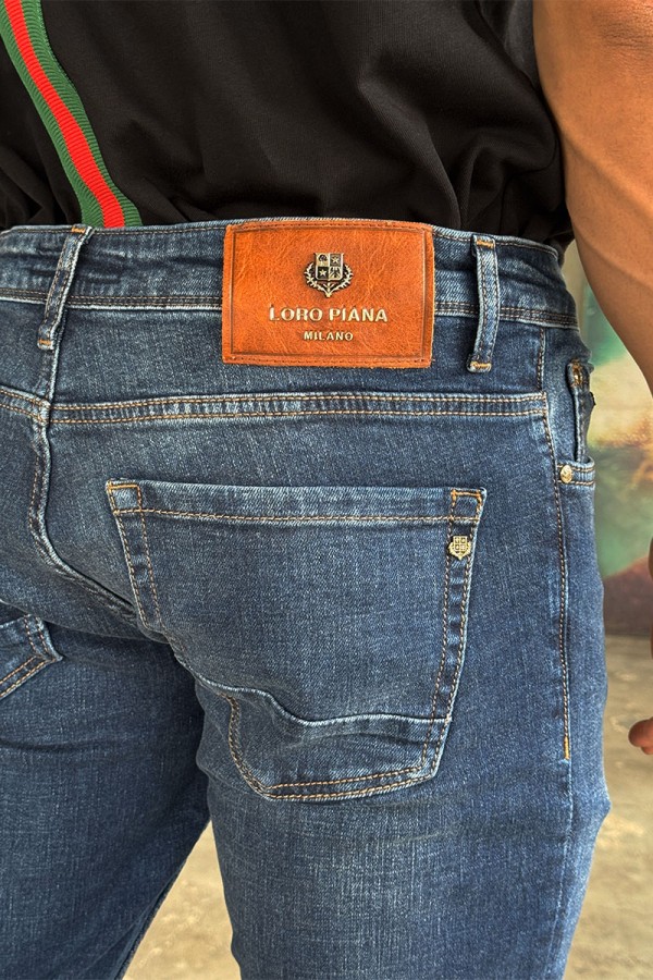 Синие джинсы Loro Piana