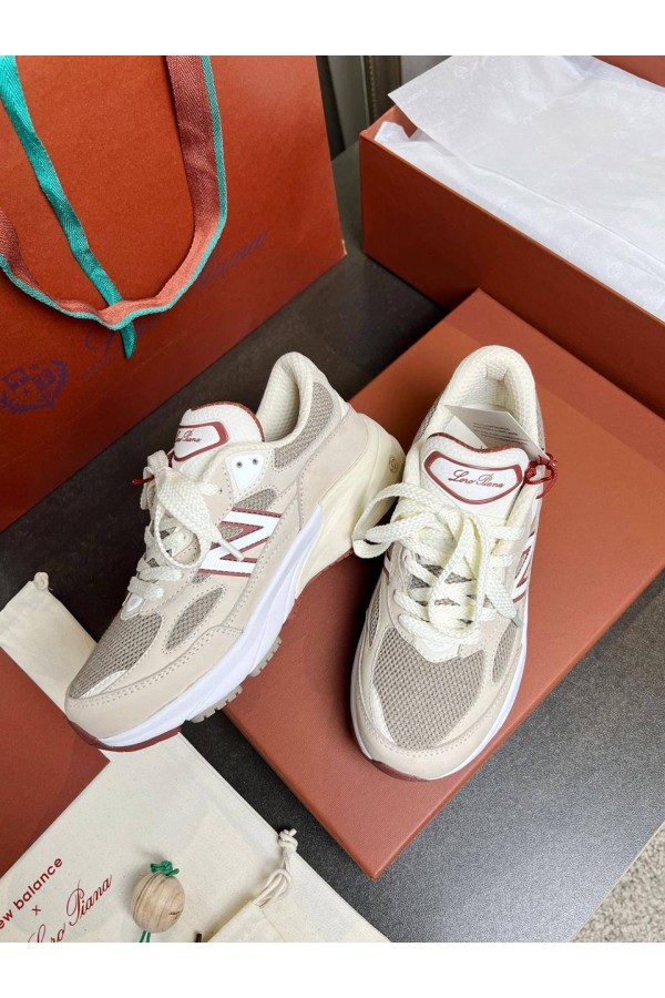 Женские кроссовки Loro Piana x New Balance Premium