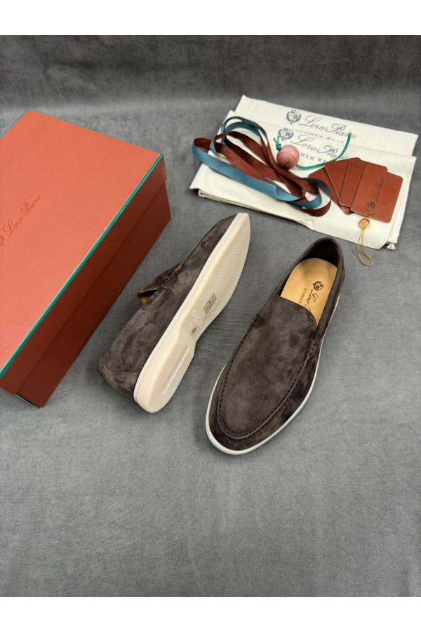 Мужские замшевые лоферы Loro Piana