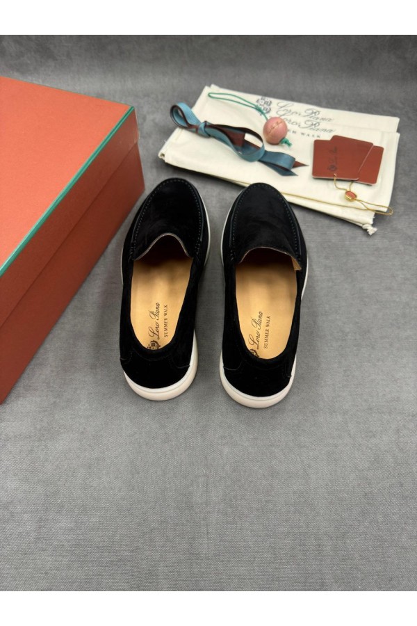 Мужские замшевые лоферы Loro Piana