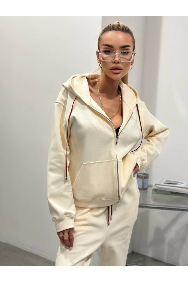 Женский бежевый костюм Loro Piana Premium