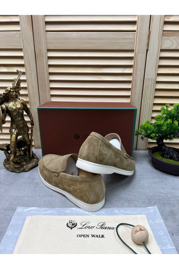 Мужские замшевые лоферы Loro Piana