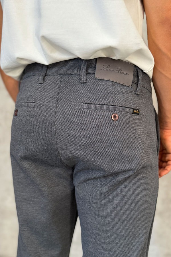 Мужские шорты Loro Piana серого цвета