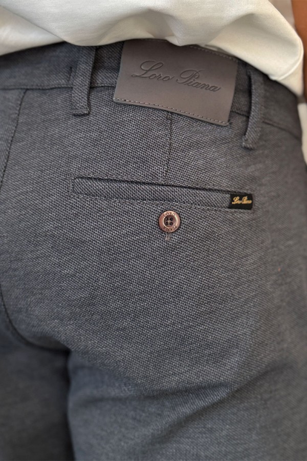 Мужские шорты Loro Piana серого цвета