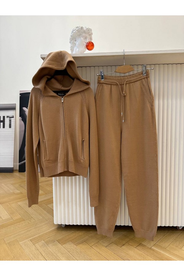 Женский костюм Loro Piana Premium