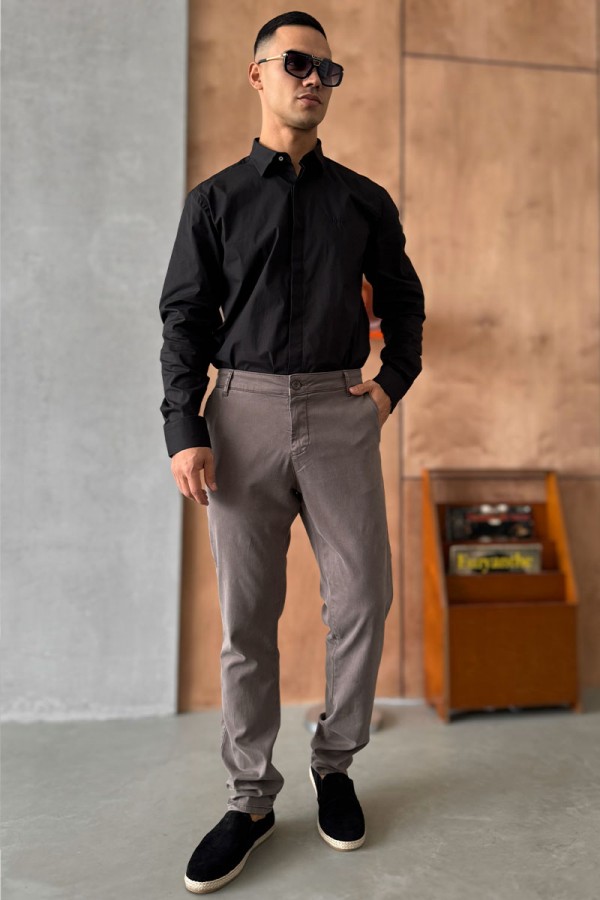 Мужские брюки Loro Piana бежевого цвета