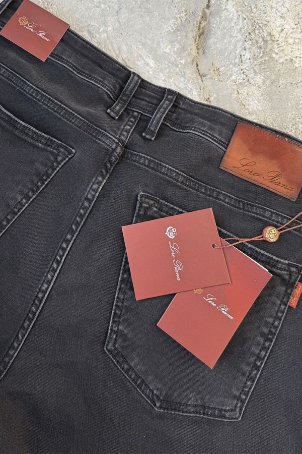 Мужские джинсы Loro Piana чёрного цвета