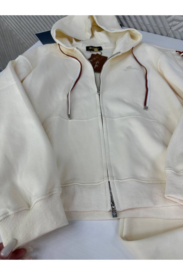 Женский бежевый костюм Loro Piana Premium