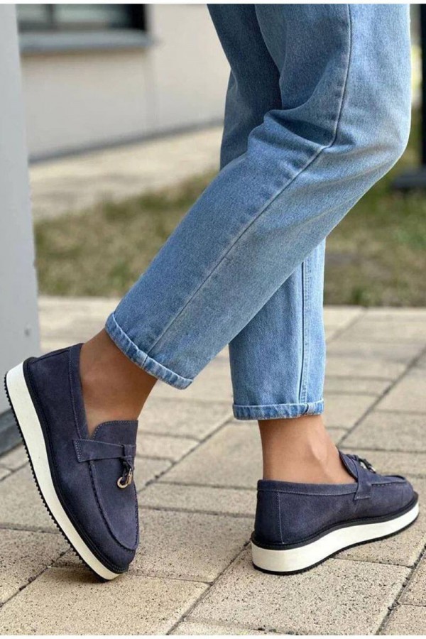 Женские замшевые лоферы Loro Piana