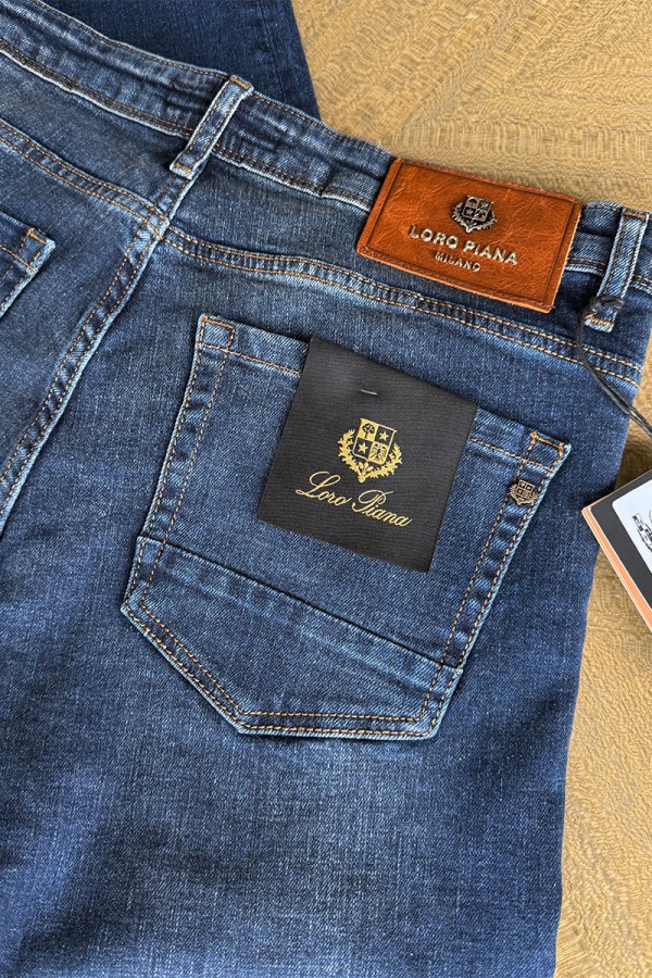 Синие джинсы Loro Piana