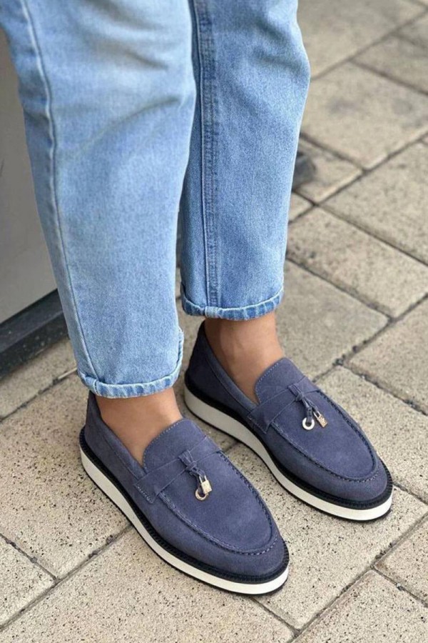 Женские замшевые лоферы Loro Piana