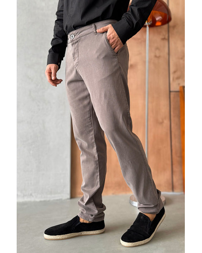 Мужские брюки Loro Piana бежевого цвета