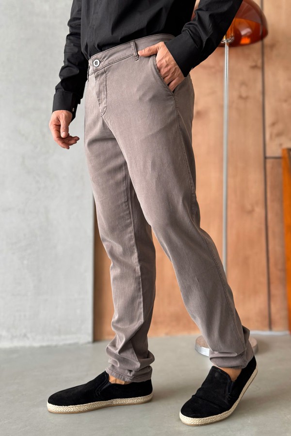 Мужские брюки Loro Piana бежевого цвета