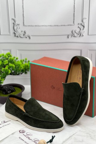 Мужские замшевые лоферы Loro Piana зелёного цвета