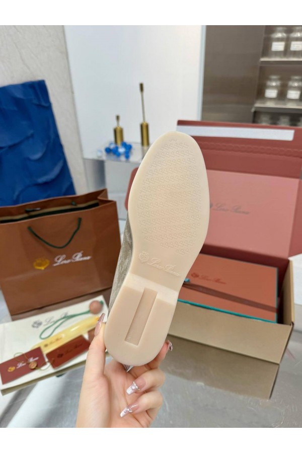 Женские замшевые лоферы Loro Piana premium - Light Grey