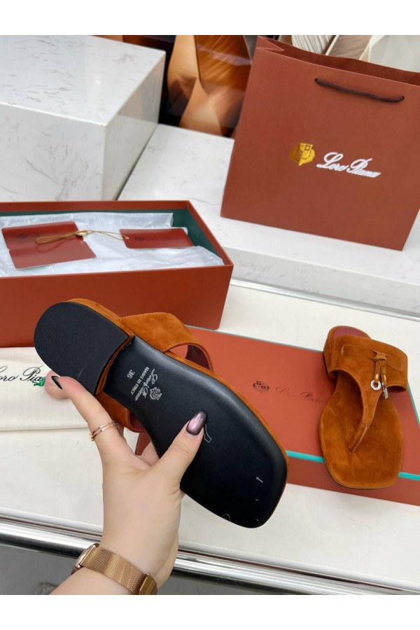 Женские замшевые шлёпанцы Loro Piana Premium - Brown