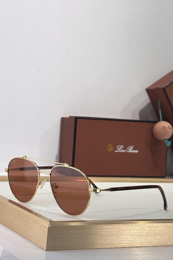 Солнцезащитные очки  Loro Piana