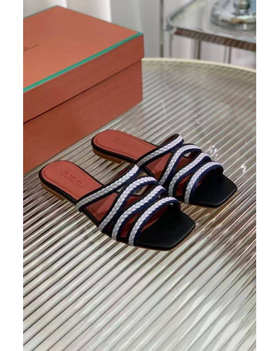 Женские кожаные шлёпанцы Loro Piana Premium