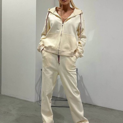 Женский бежевый костюм Loro Piana Premium